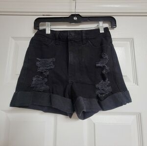 Hollister NWT ultra High Rise Mom Short 3" Size 0/00/ 24.